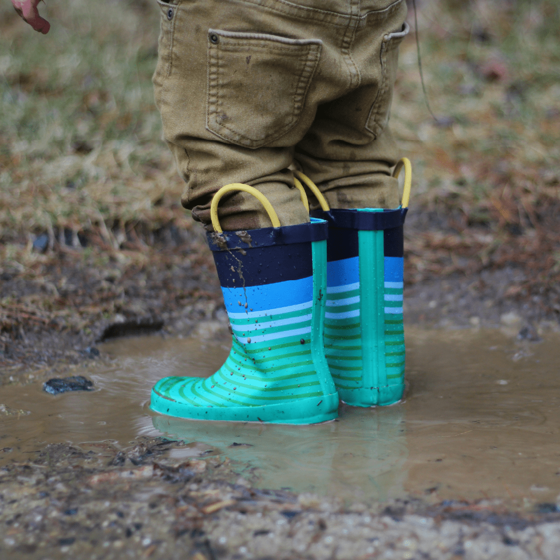 Building Emotional Intelligence Through Outdoor Play: A Guide for Parents